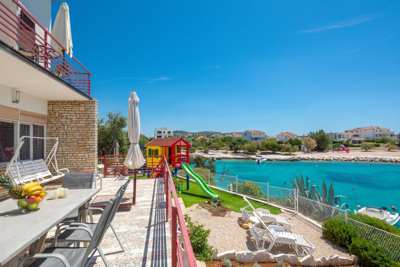 רוגוזניצה Apartments Villa Zrinka - Last Season Ever! מראה חיצוני תמונה