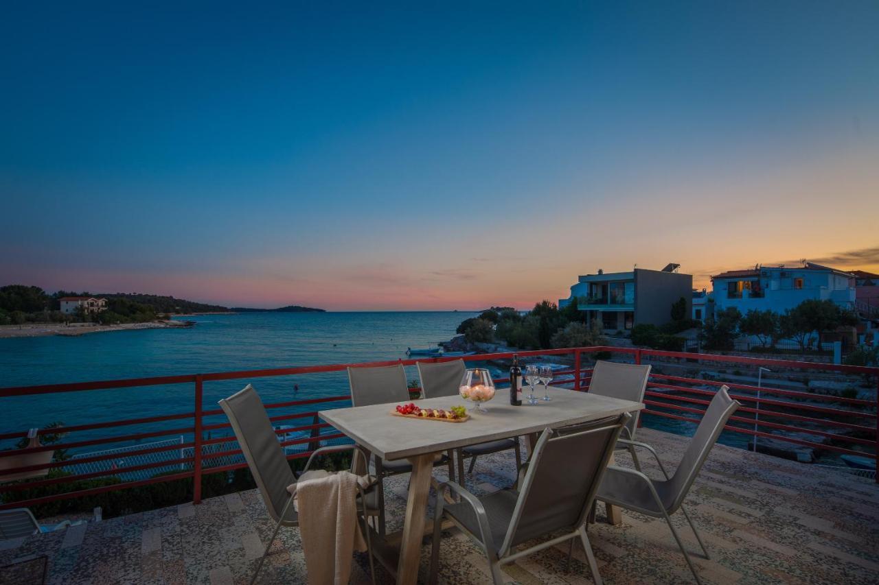 רוגוזניצה Apartments Villa Zrinka - Last Season Ever! מראה חיצוני תמונה