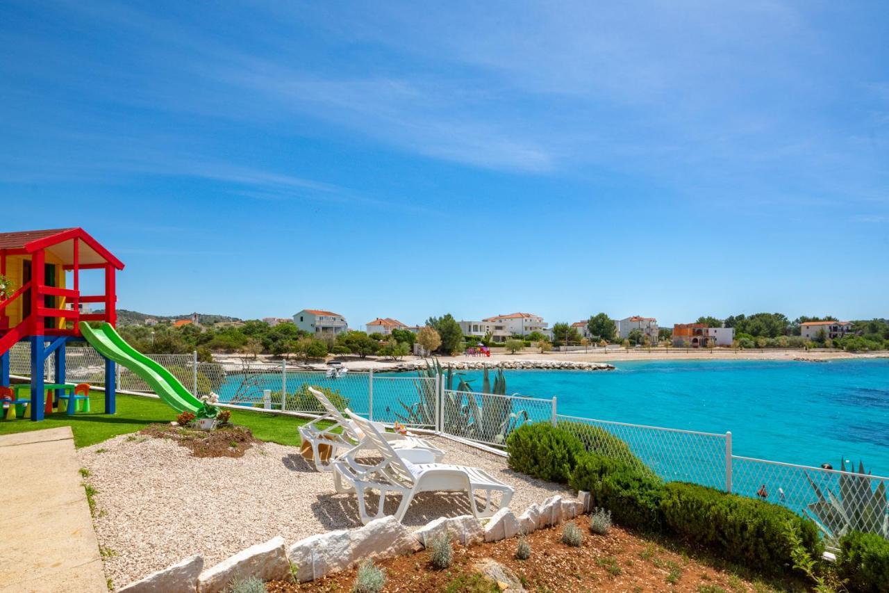 רוגוזניצה Apartments Villa Zrinka - Last Season Ever! מראה חיצוני תמונה