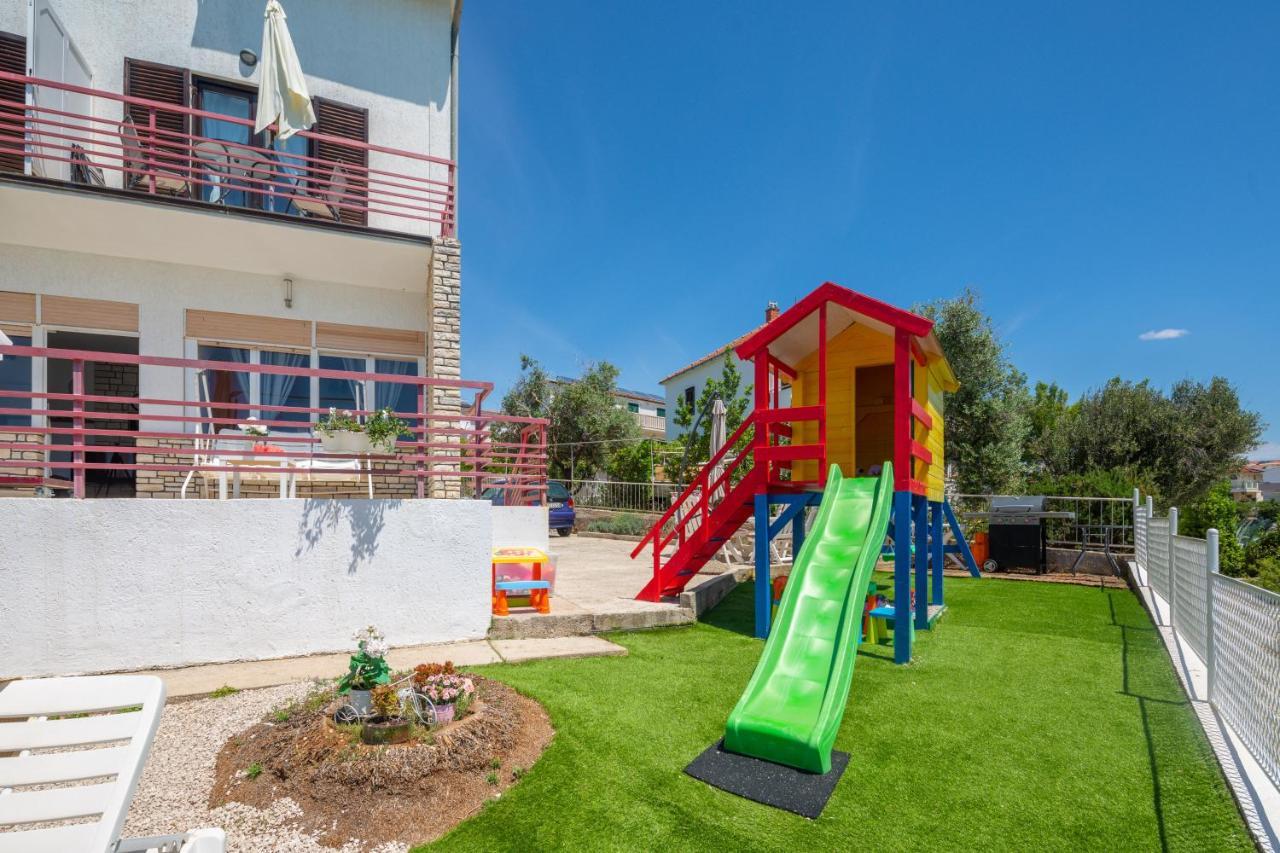 רוגוזניצה Apartments Villa Zrinka - Last Season Ever! מראה חיצוני תמונה