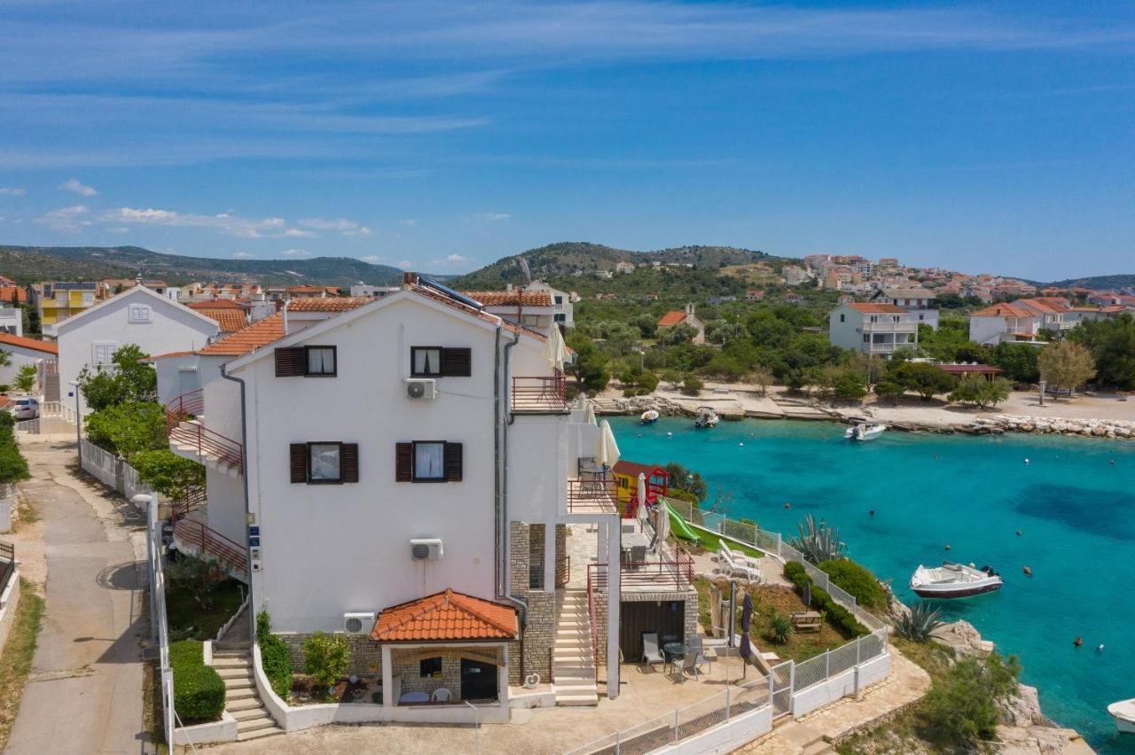רוגוזניצה Apartments Villa Zrinka - Last Season Ever! מראה חיצוני תמונה